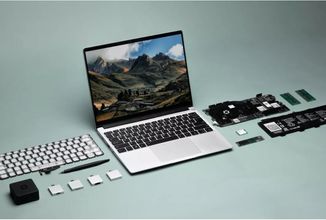 Modulární notebook, výpadek Xboxu a PlayStationu a úniky Androidu 12