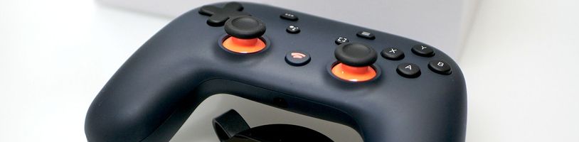 Stadia na poslední chvíli přidává dostupné hry a novináři doporučují počkat